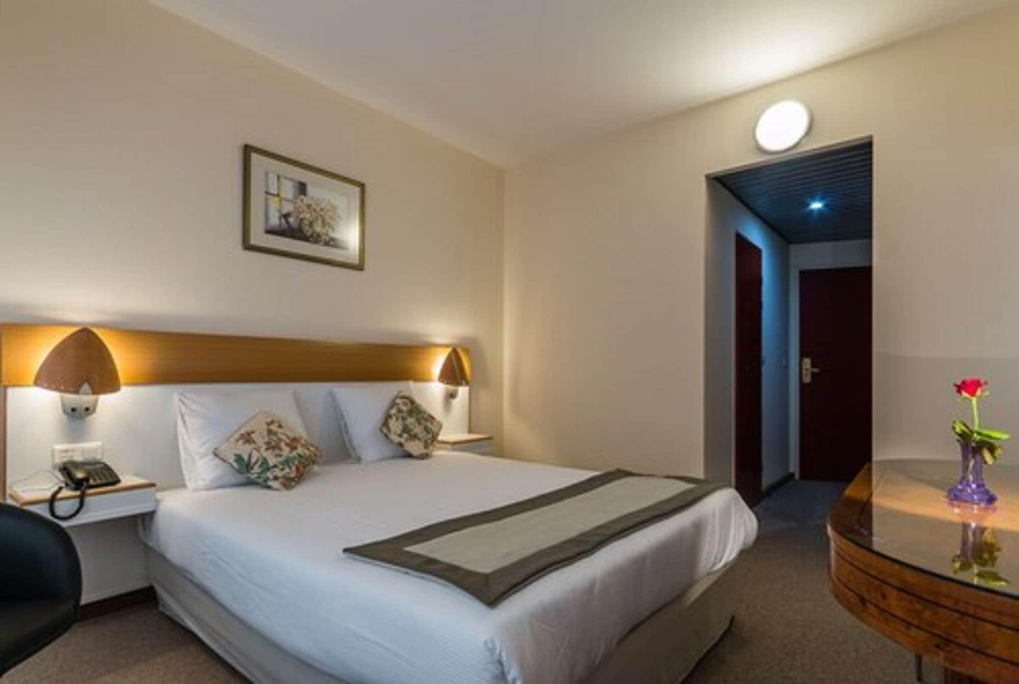 Sint-Jans-Molenbeek Slina Hotel Brussels מראה חיצוני תמונה