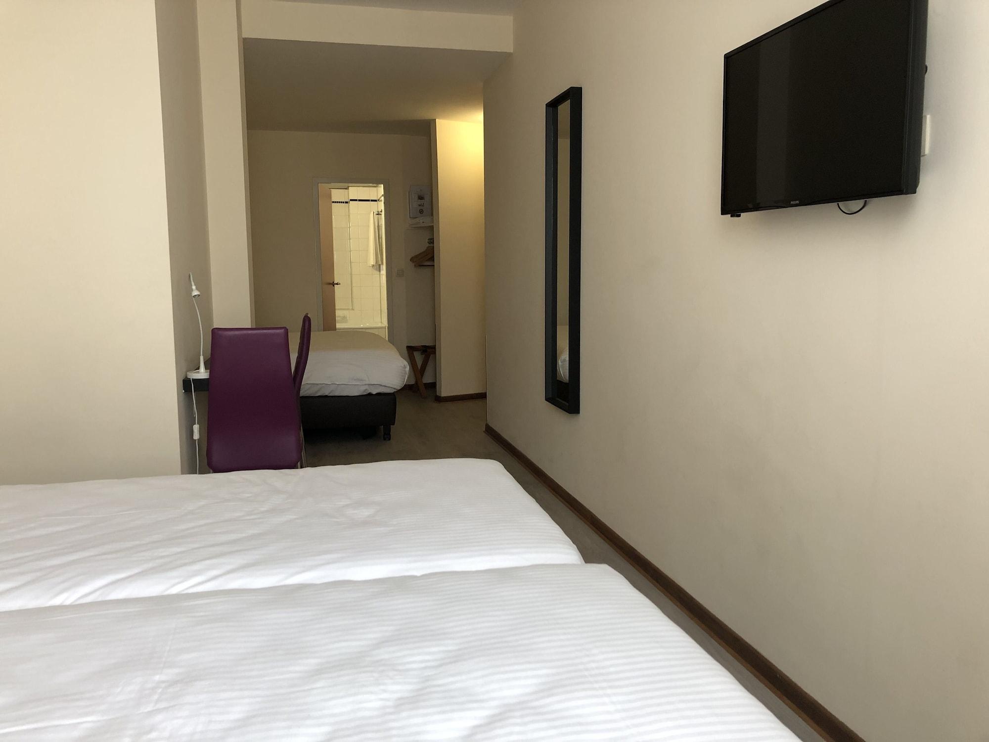 Sint-Jans-Molenbeek Slina Hotel Brussels מראה חיצוני תמונה