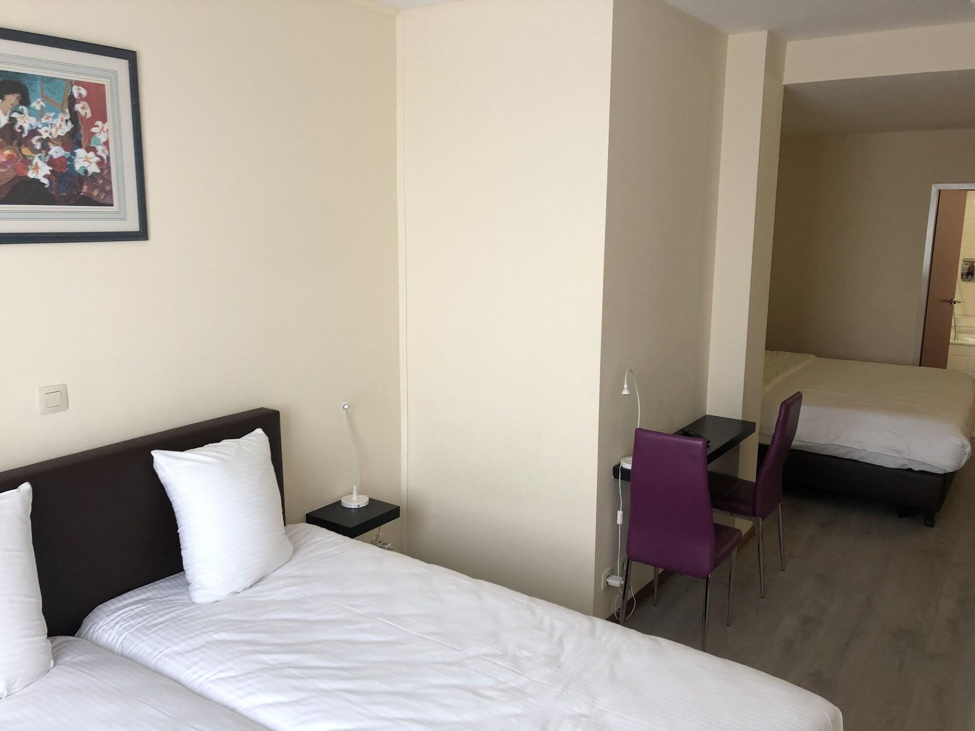 Sint-Jans-Molenbeek Slina Hotel Brussels מראה חיצוני תמונה