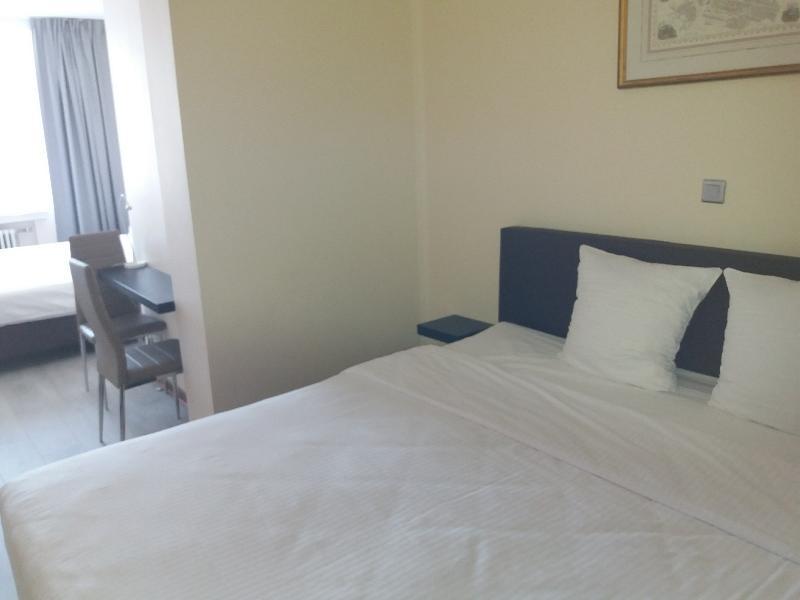 Sint-Jans-Molenbeek Slina Hotel Brussels מראה חיצוני תמונה