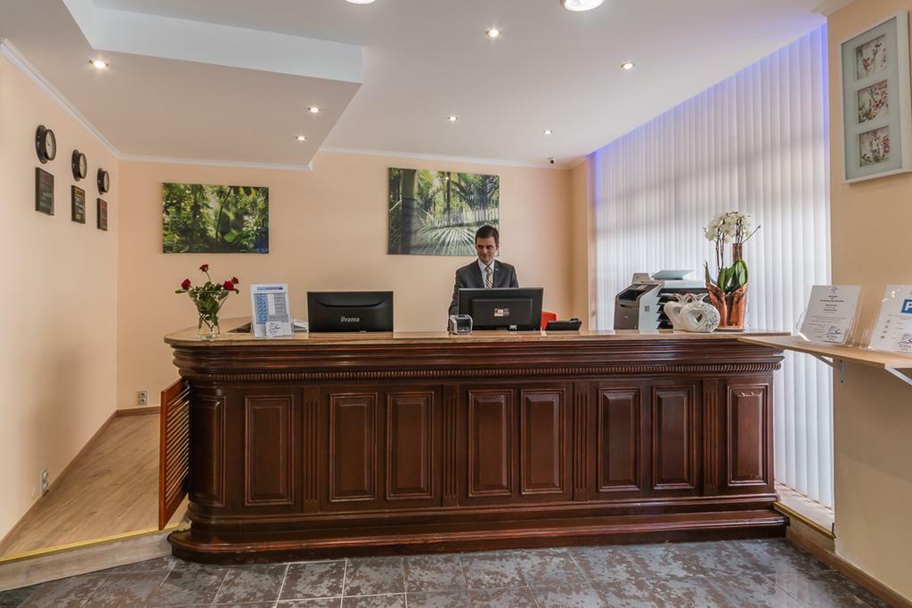 Sint-Jans-Molenbeek Slina Hotel Brussels מראה חיצוני תמונה