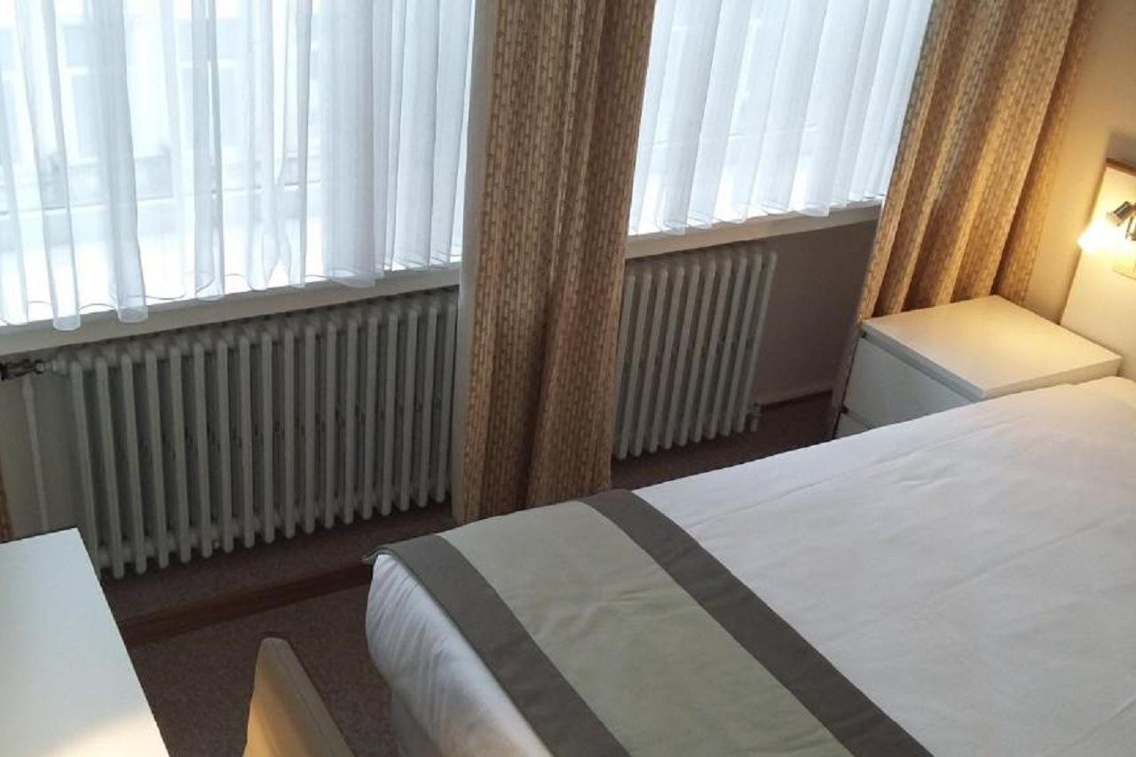 Sint-Jans-Molenbeek Slina Hotel Brussels מראה חיצוני תמונה